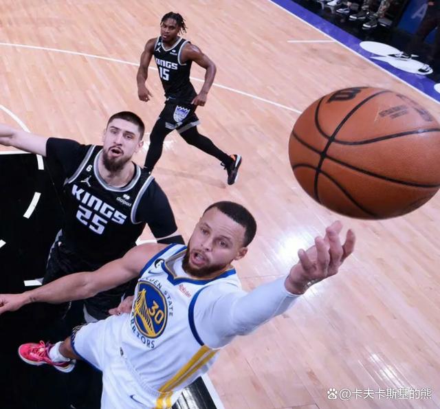 熊猫直播APP-勇士惊险逆转黄蜂，取得四连胜