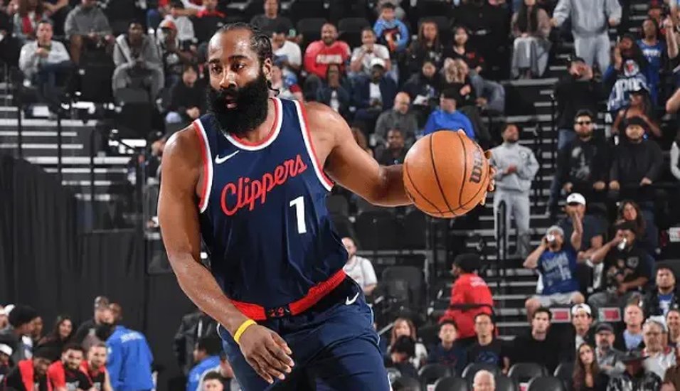 快船击败国王，继续领跑西区