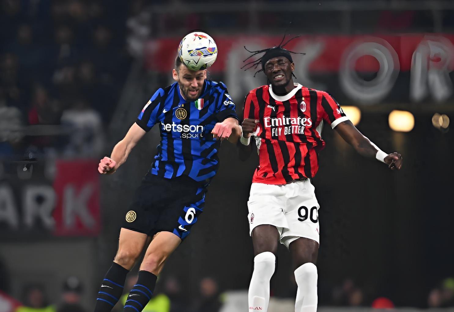 尤文图斯继续领跑意甲榜首，米兰德比AC米兰逆转击败国际米兰